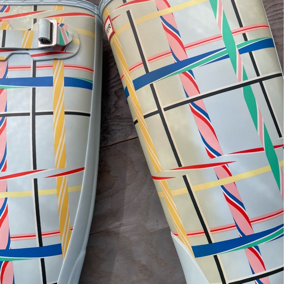 Hunter tall Tartan Rain boots in Boat Blue | size 8 - Picture 2 of 7